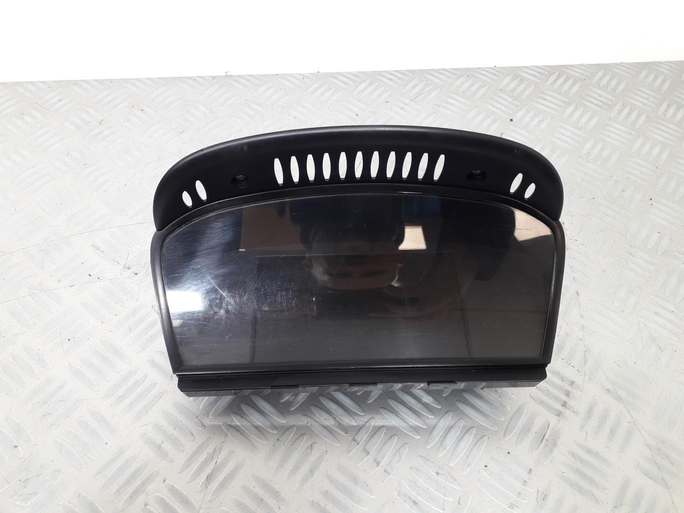 Ecran GPS BMW SERIE 5 E61 TOURING PHASE 1 BREAK Diesel - 1