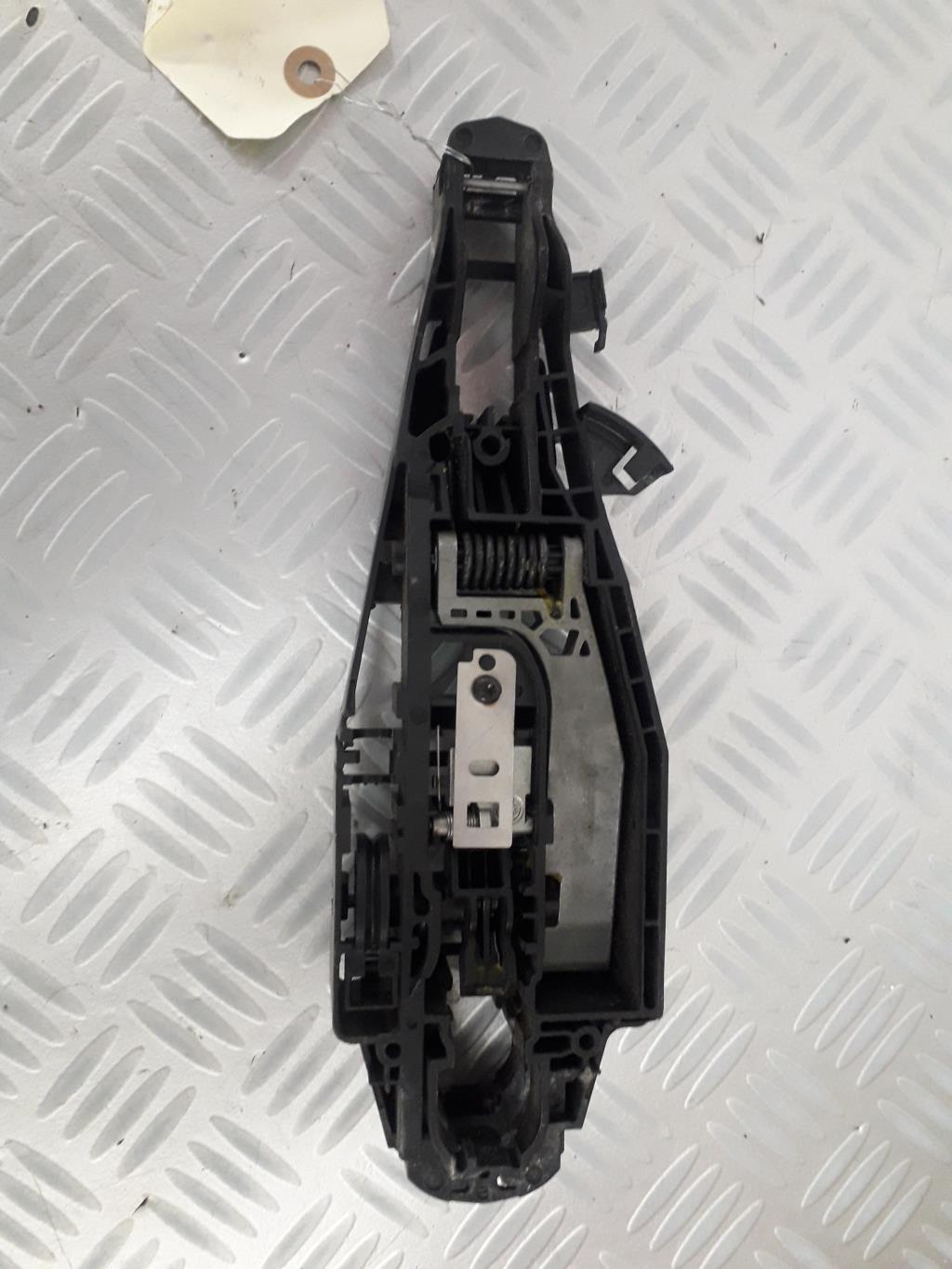 Supporto maniglia portiera posteriore sinistra PEUGEOT 508 1 PHASE 1 Diésel - 1