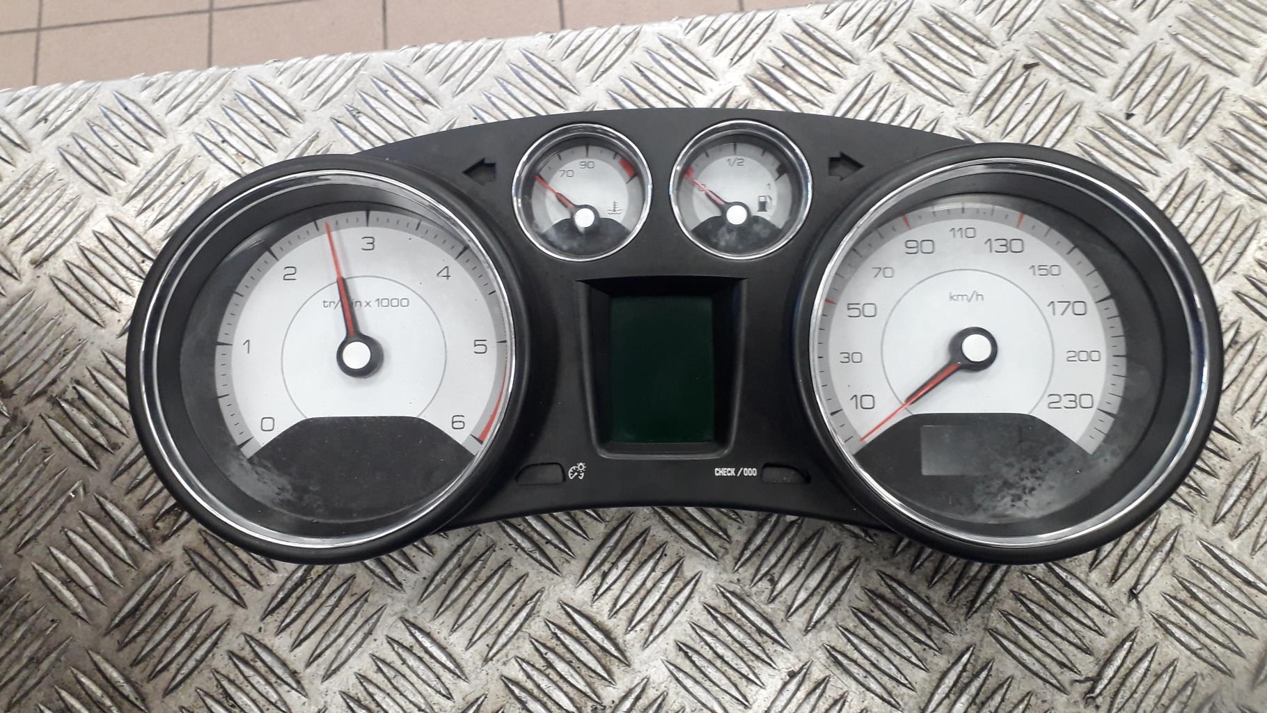 Compteur PEUGEOT 308 1 PHASE 1 Diesel - 1