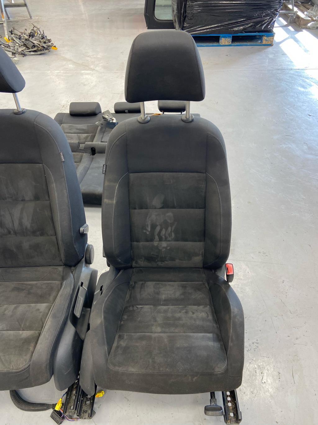 Interieur complet VOLKSWAGEN GOLF 6 Essence - 1