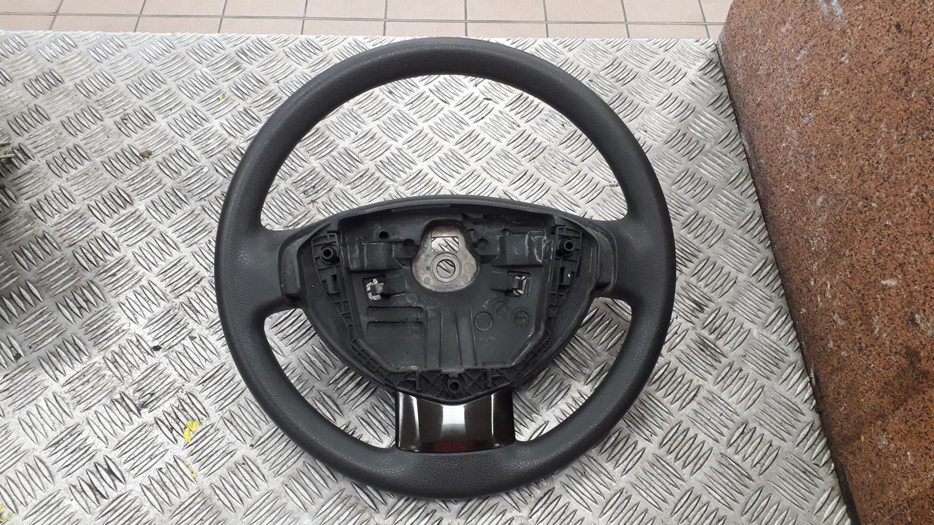 Volant DACIA DUSTER 1 PHASE 1  - 1