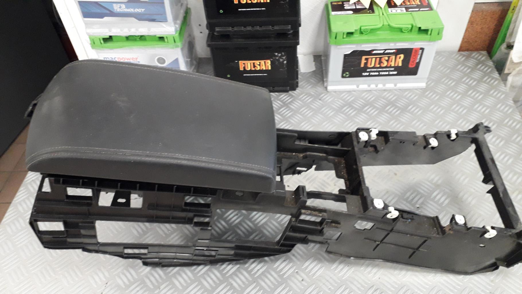 Consolle centrale (interno in plastica) PEUGEOT 508 1 PHASE 2  - 1