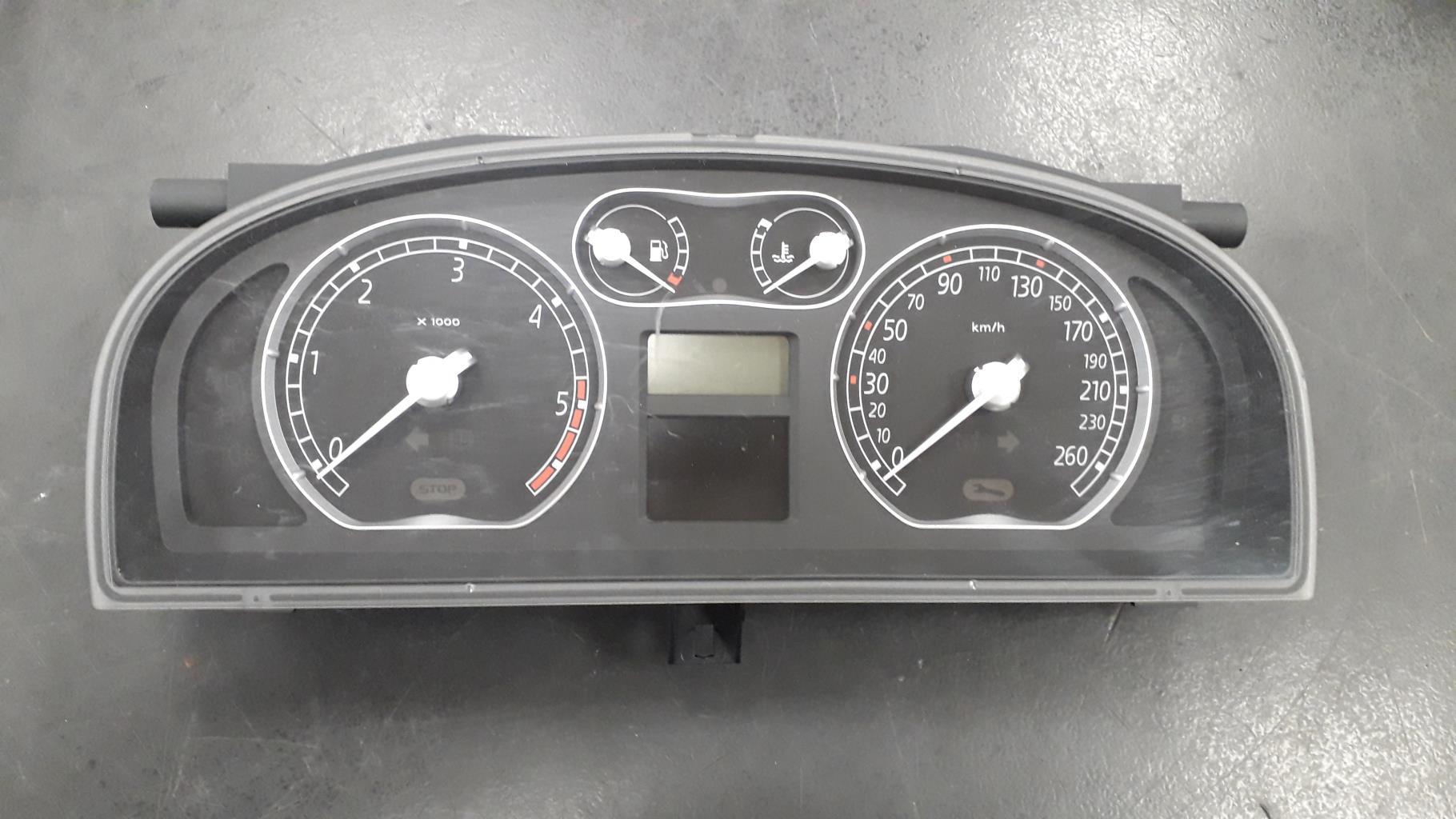Compteur RENAULT LAGUNA 2 PHASE 2 Diesel - 1