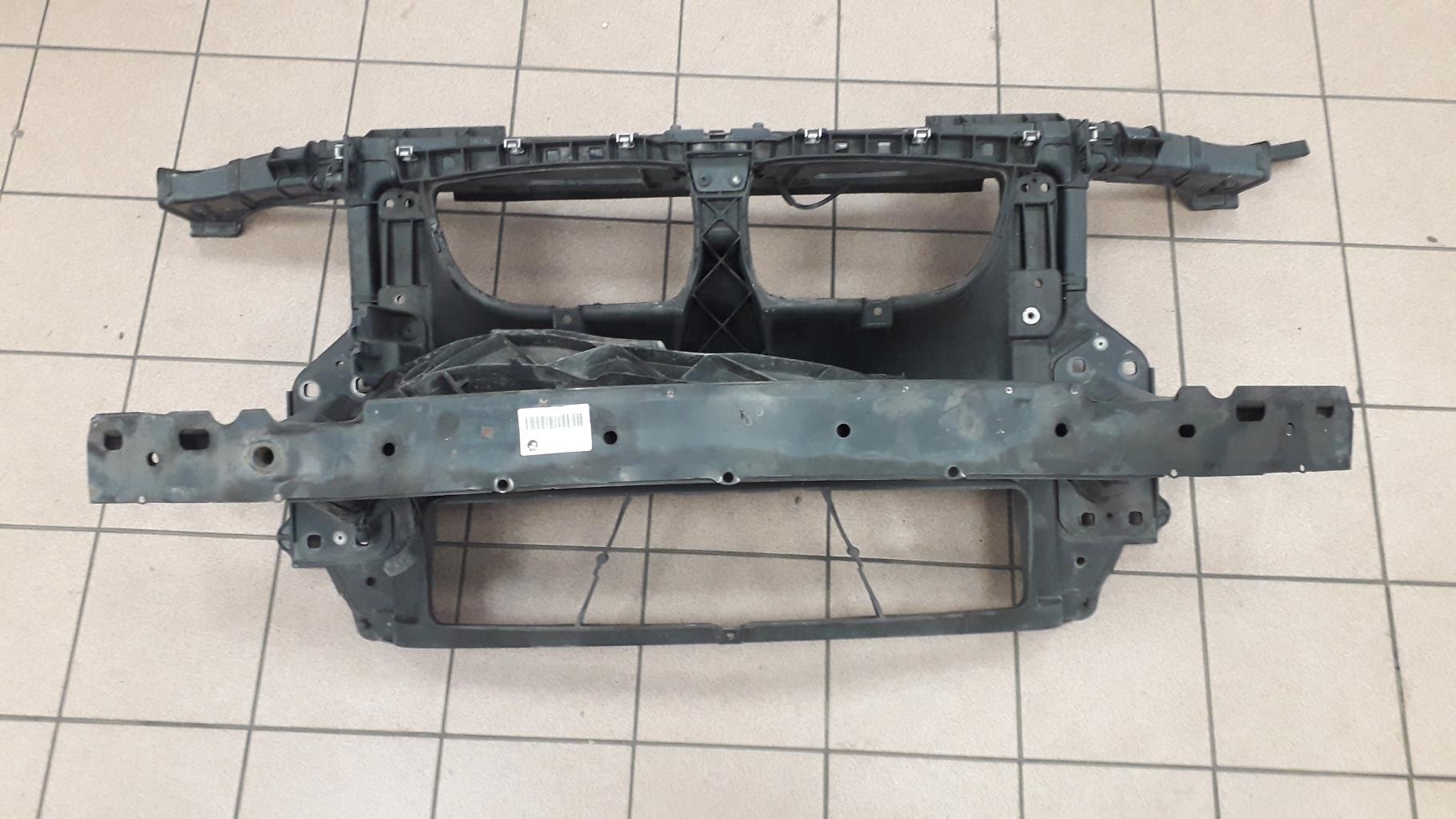 Face avant BMW SERIE 1 E87 PHASE 1  - 1