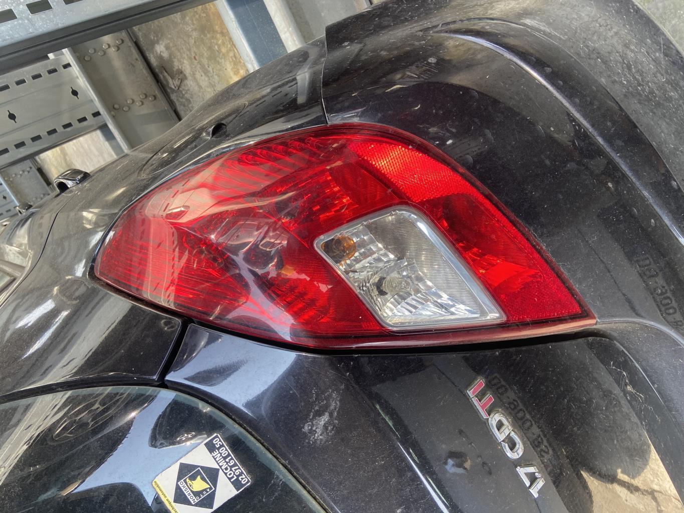 Fanale posteriore principale destro (luci) OPEL CORSA D PHASE 1 Diésel - 1