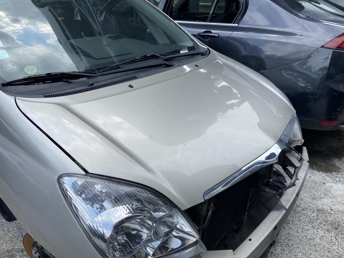 Cofano TOYOTA COROLLA VERSO 1 Diésel - 1
