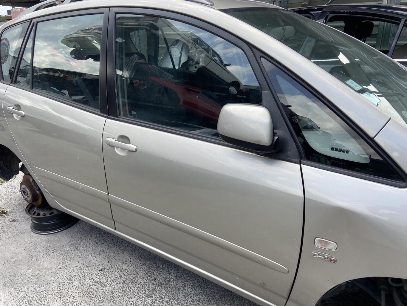 Portiera anteriore destra TOYOTA COROLLA VERSO 1 Diésel - 1
