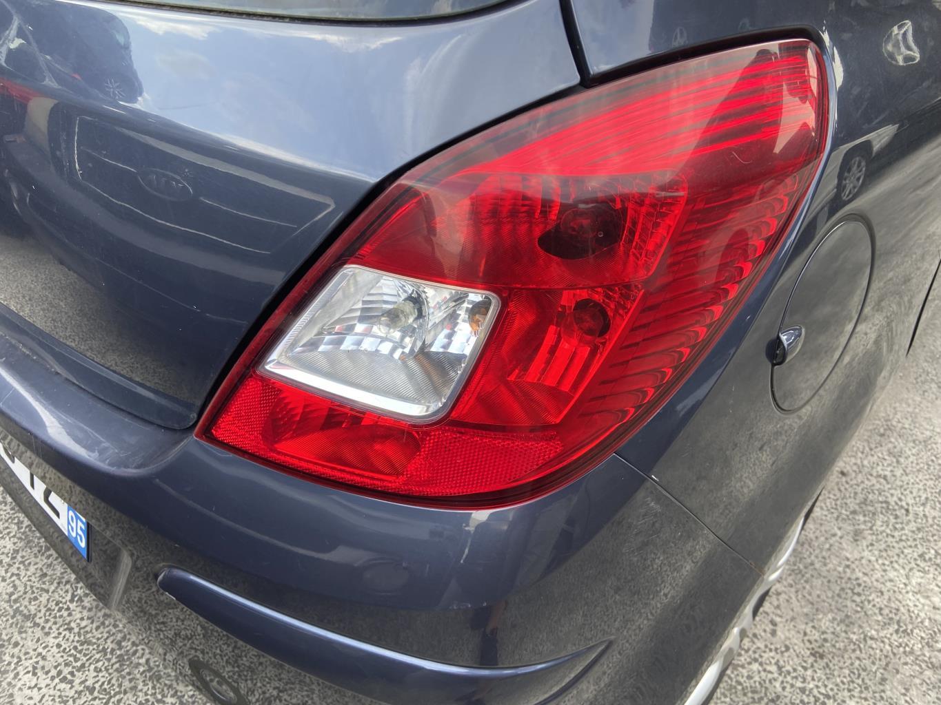 Fanale posteriore principale destro (luci) OPEL CORSA D PHASE 1 Gasolina - 1
