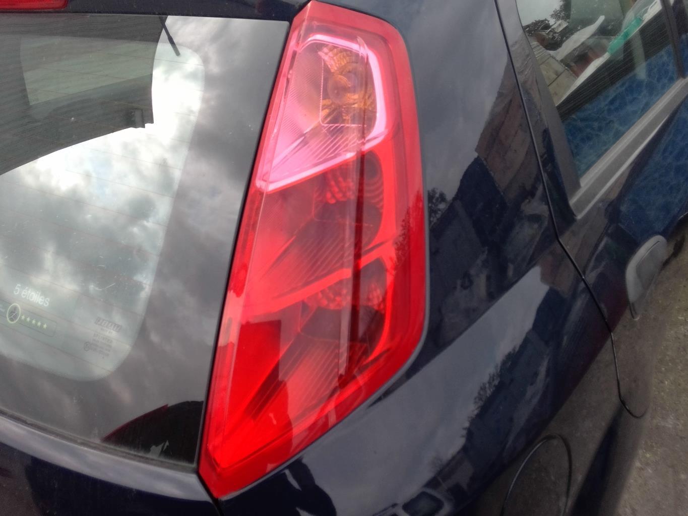 Fanale posteriore principale destro (luci) FIAT GRANDE PUNTO Gasolina - 1