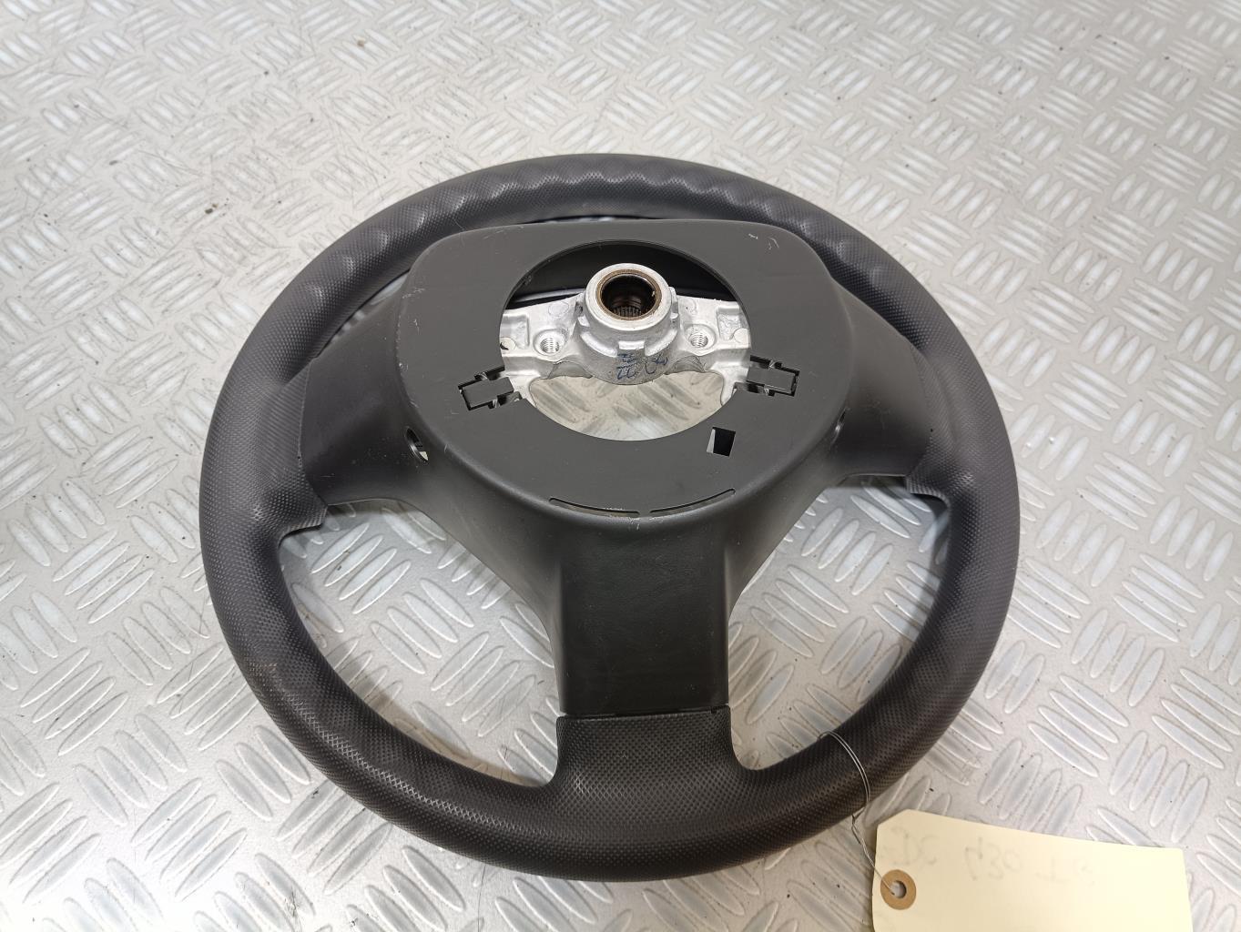 Volant CITROEN C1 1 PHASE 1 Essence - 1