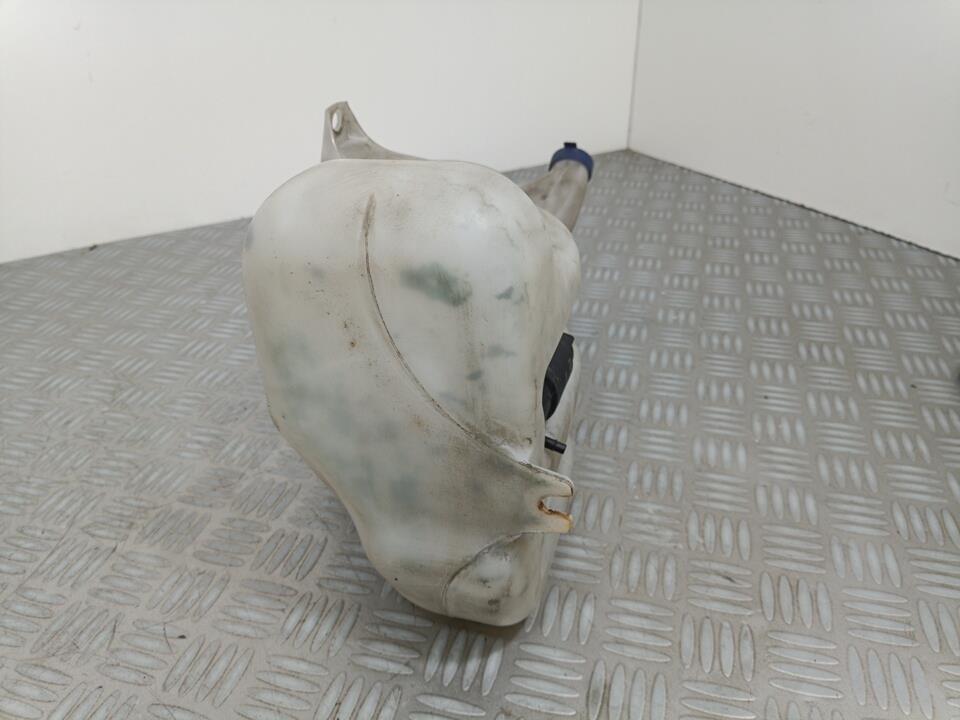 Vase de lave glace IVECO DAILY 4 PHASE 1 Diesel - 1