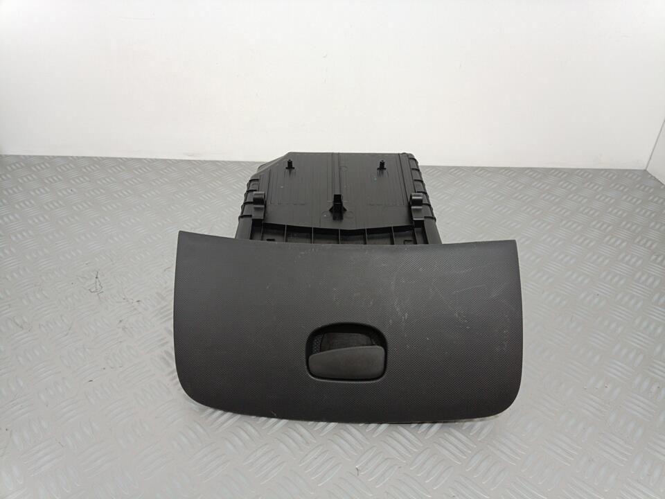 Boite a gants RENAULT CLIO 4 PHASE 1 Diesel - 1