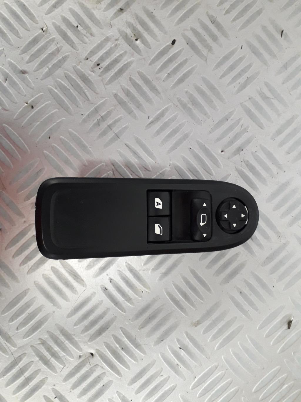 Bouton/Interrupteur CITROEN C3 2 PHASE 1 Diesel - 1