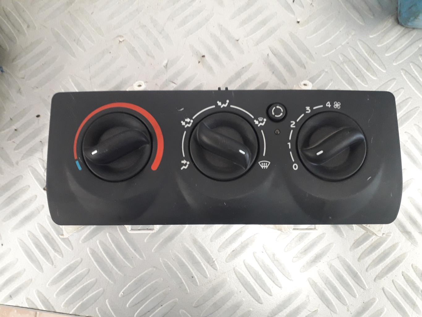 Commande chauffage RENAULT CLIO 2 PHASE 1 Diesel - 1