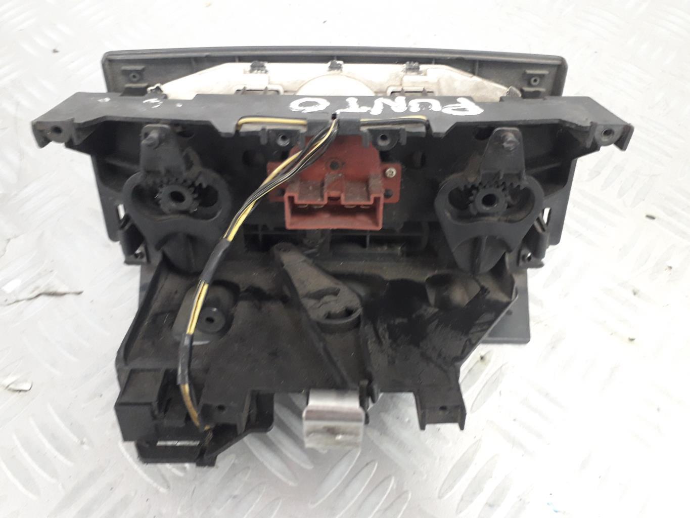 Commande chauffage FIAT PUNTO 1 PHASE 1 Essence - 1