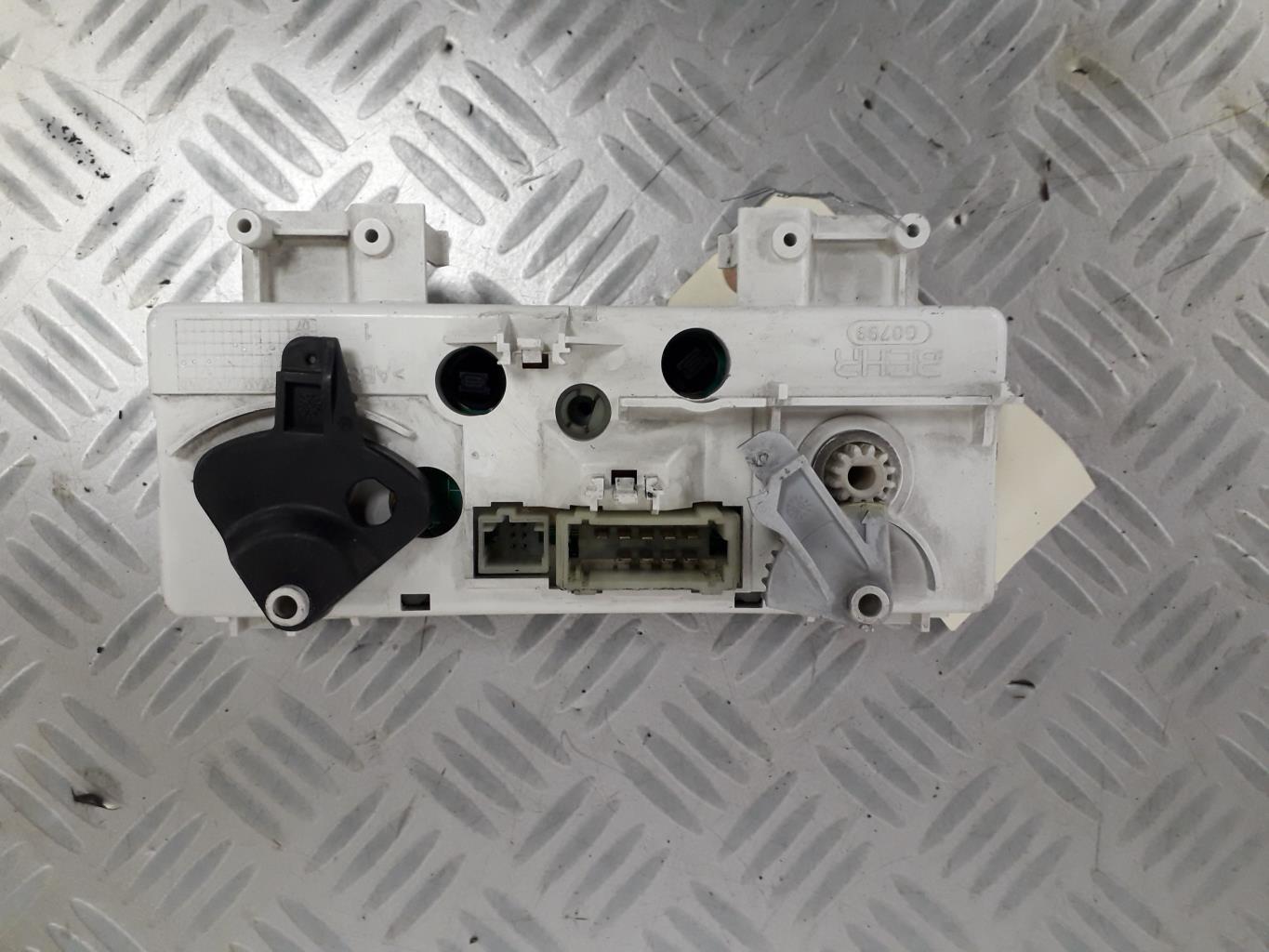 Commande chauffage RENAULT CLIO 2 PHASE 2 Diesel - 1