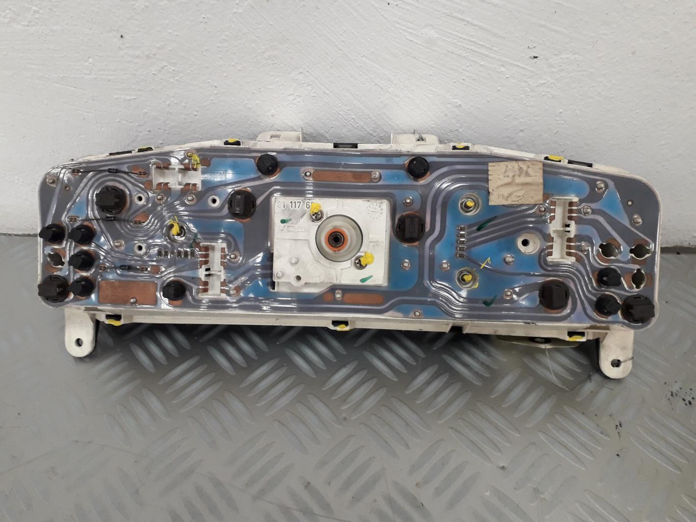 Compteur NISSAN PRIMERA 1  - 1