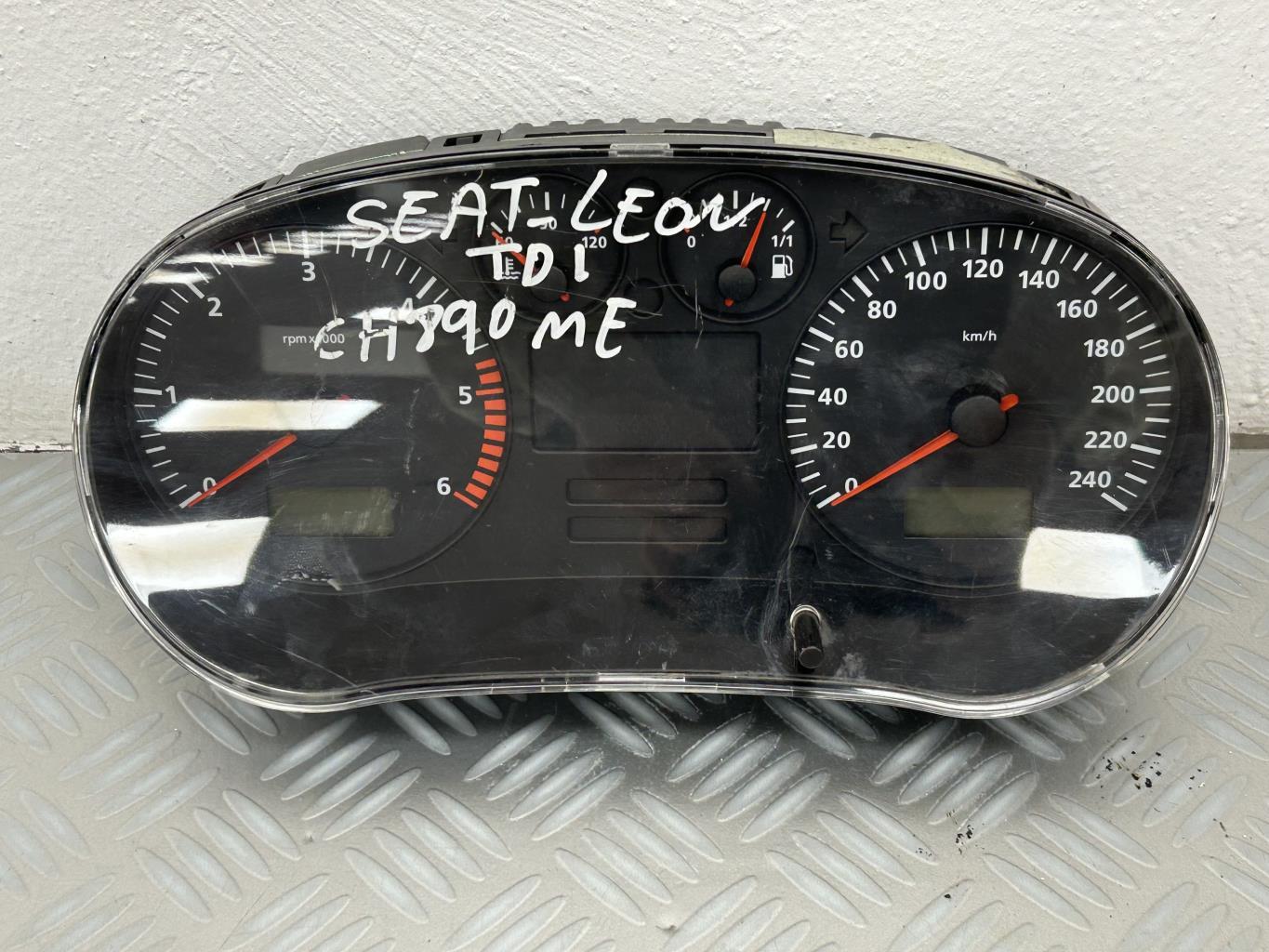 Compteur SEAT IBIZA 2 PHASE 3 Essence - 1