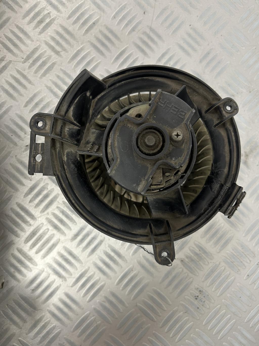 Ventola abitacolo MERCEDES 300 W124 PHASE 1 Gasolina - 1