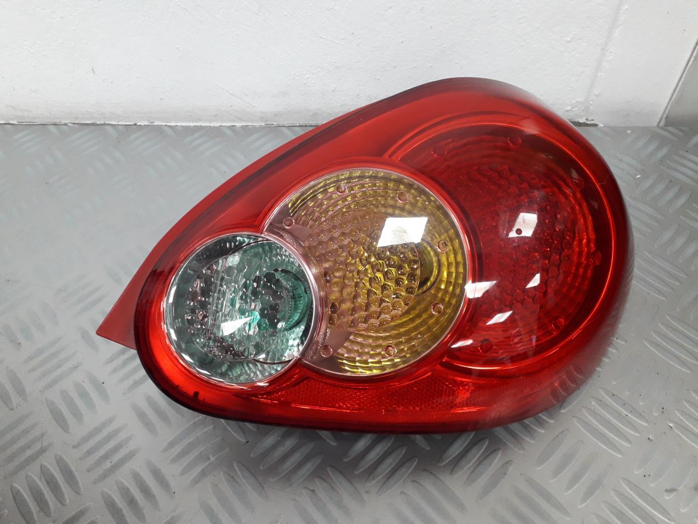 Fanale posteriore principale sinistro (luci) TOYOTA AYGO 1 PHASE 1 Gasolina - 1