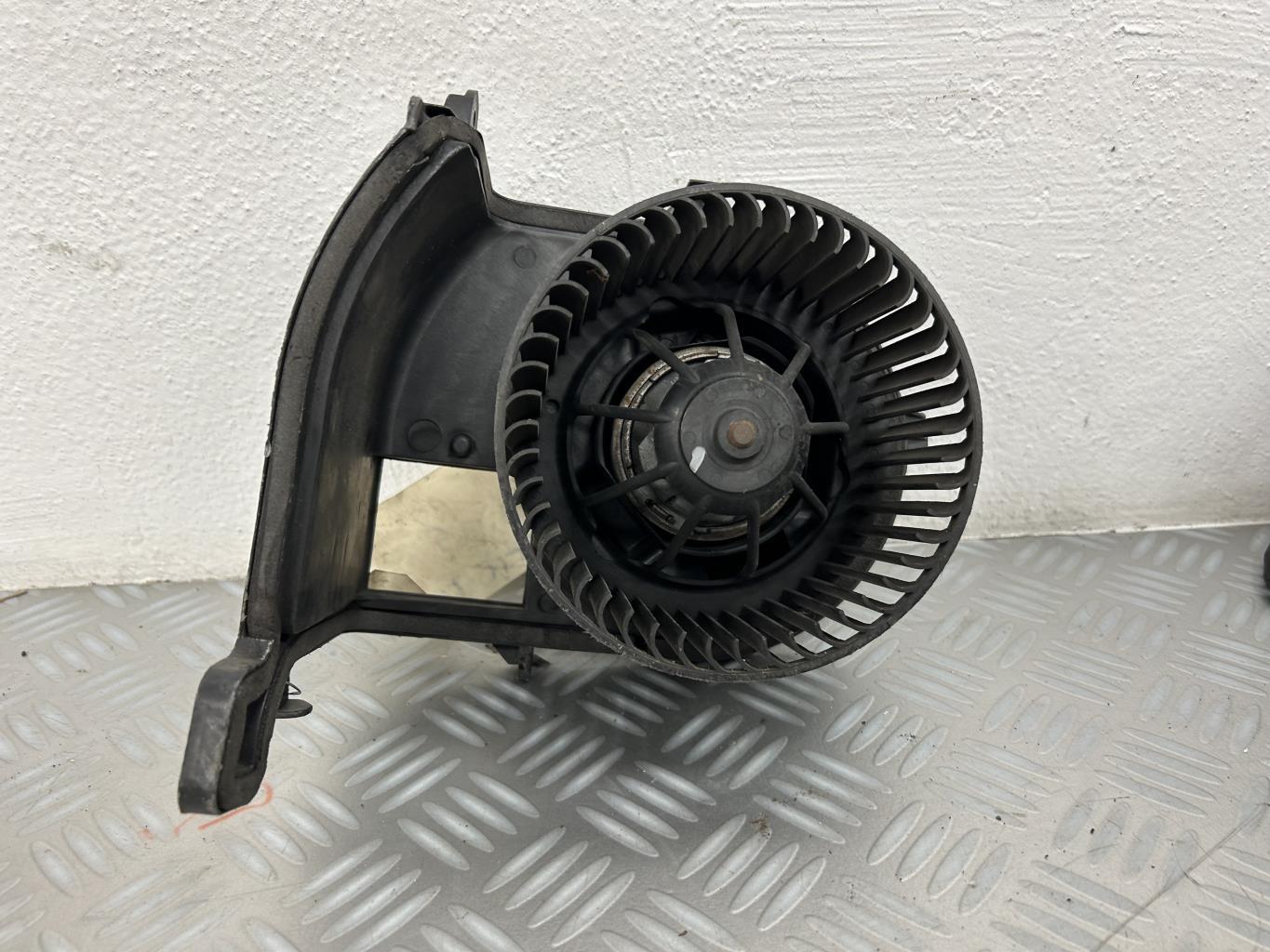 Pulseur d'air RENAULT CLIO 2 PHASE 2 Diesel - 1