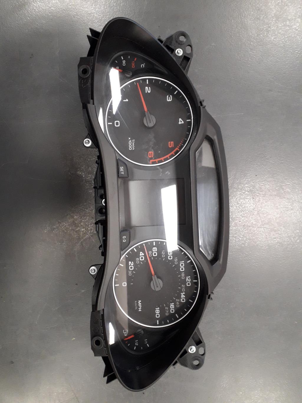 Compteur AUDI A4 3 PHASE 1  - 1