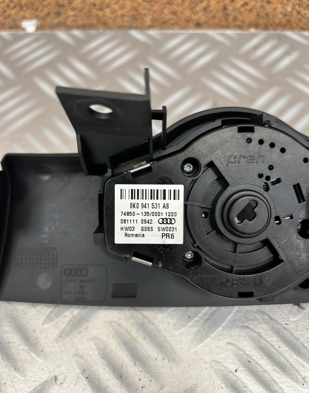 Commande de phare AUDI A4 3 PHASE 1  - 1