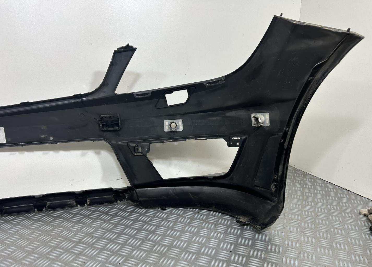 Paraurti anteriore MERCEDES CLASSE C 204  - 1