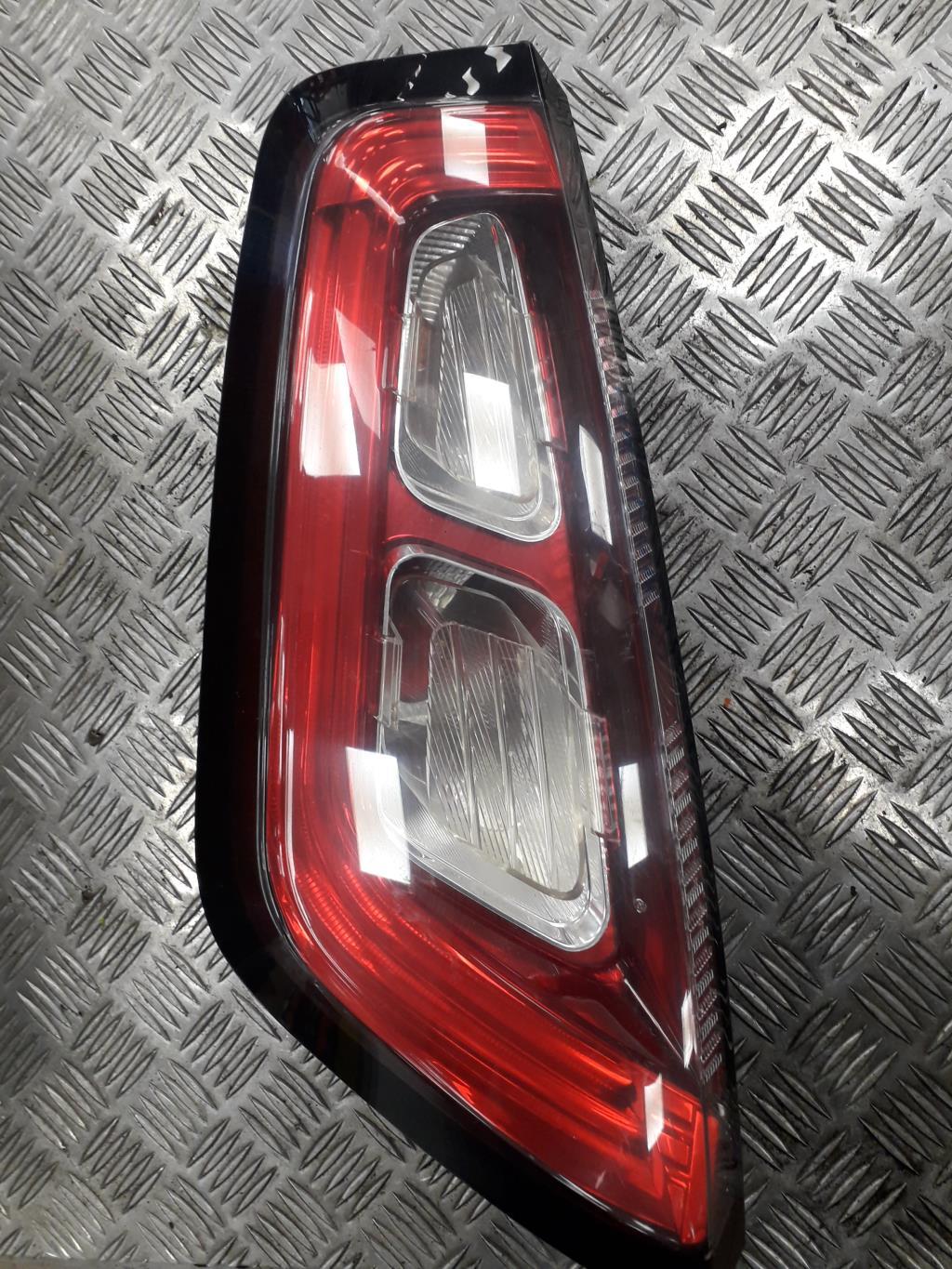 Fanale posteriore principale sinistro (luci) FIAT GRANDE PUNTO Diésel - 1