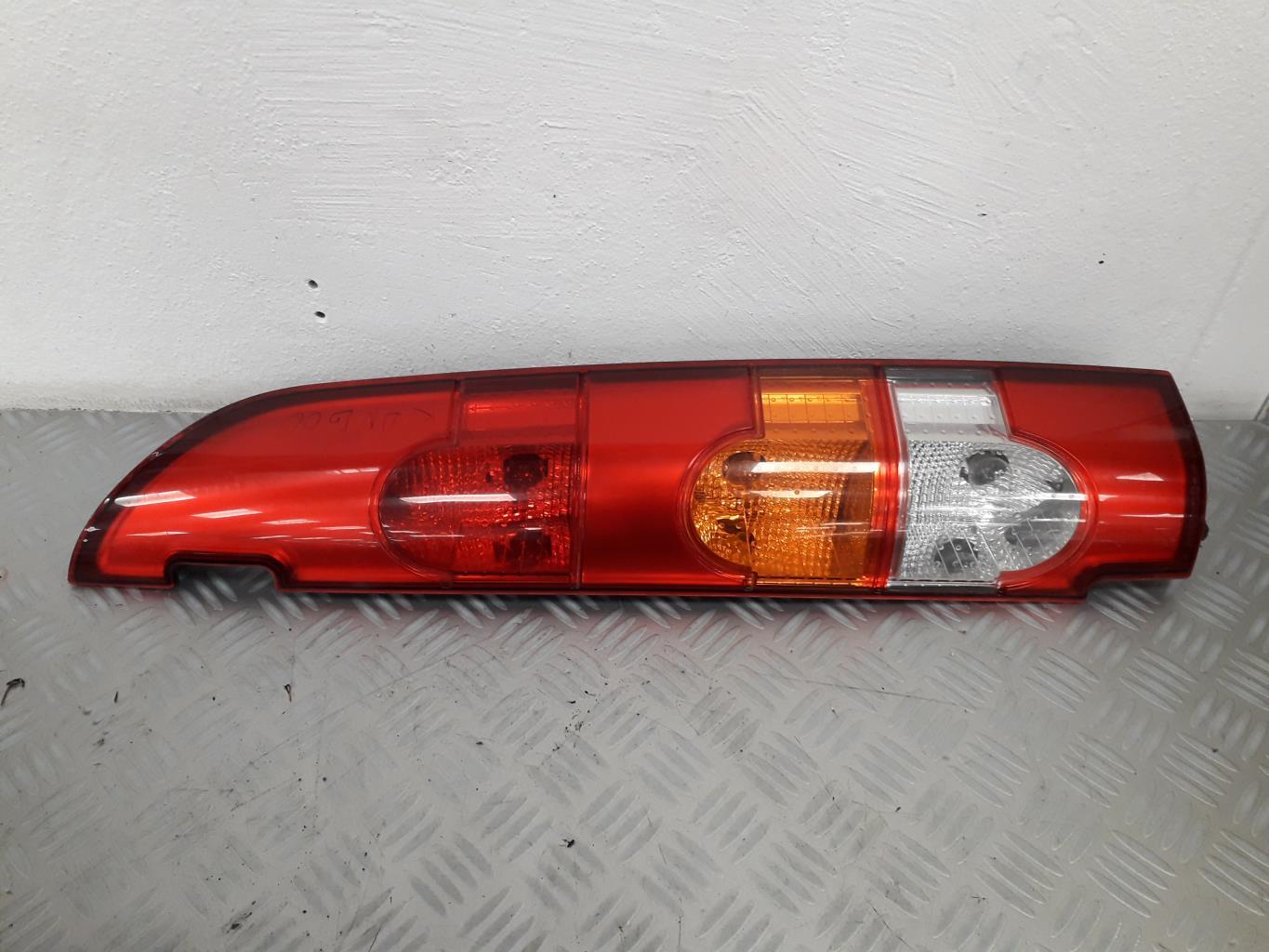 Fanale posteriore principale destro (luci) RENAULT KANGOO 1 PHASE 2 Diésel - 1