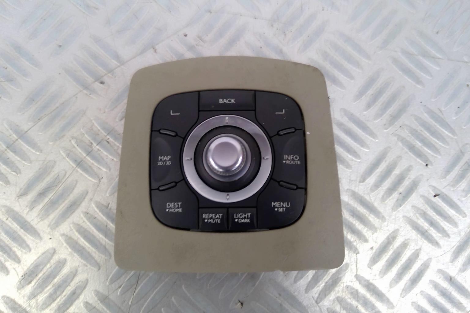 Commande GPS RENAULT GRAND SCENIC 3 PHASE 1 Diesel - 1