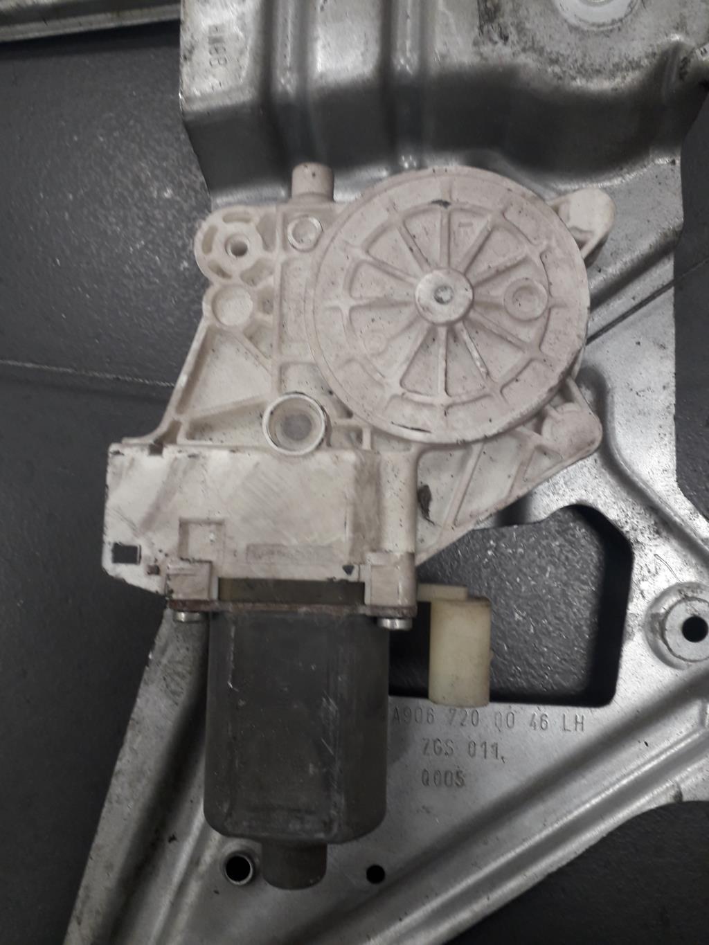 Alzacristalli elettrico anteriore sinistro VOLKSWAGEN CRAFTER 1 PHASE 1  - 1