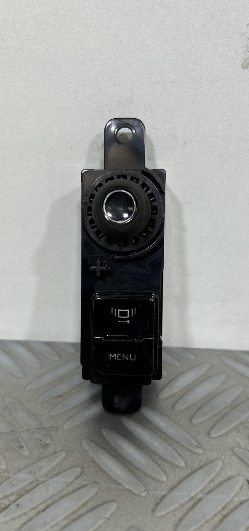 Commande autoradio PEUGEOT 208 1 PHASE 1 Diesel - 1
