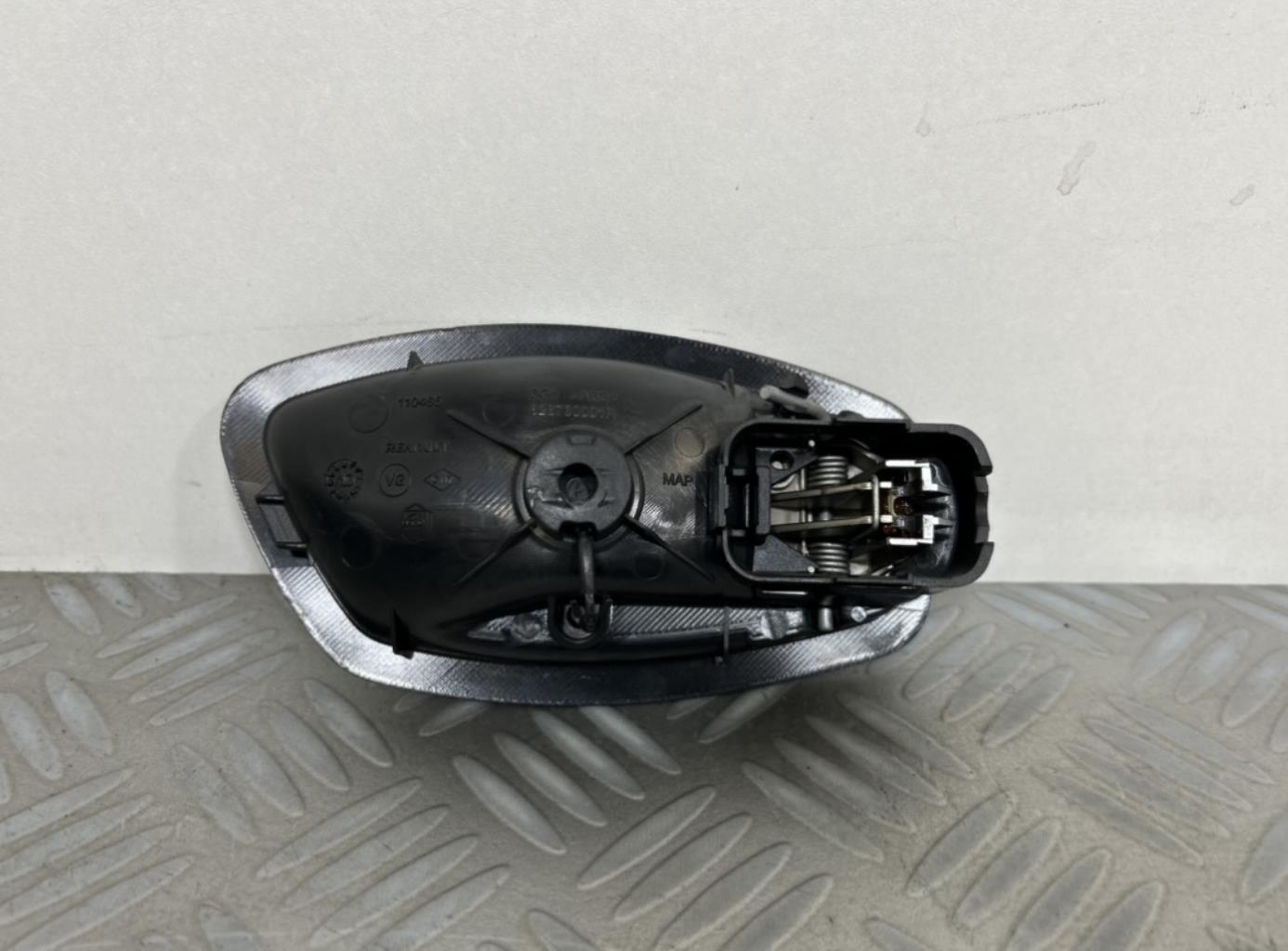 Maniglia interna posteriore sinistra RENAULT GRAND SCENIC 3 PHASE 1 Diésel - 1