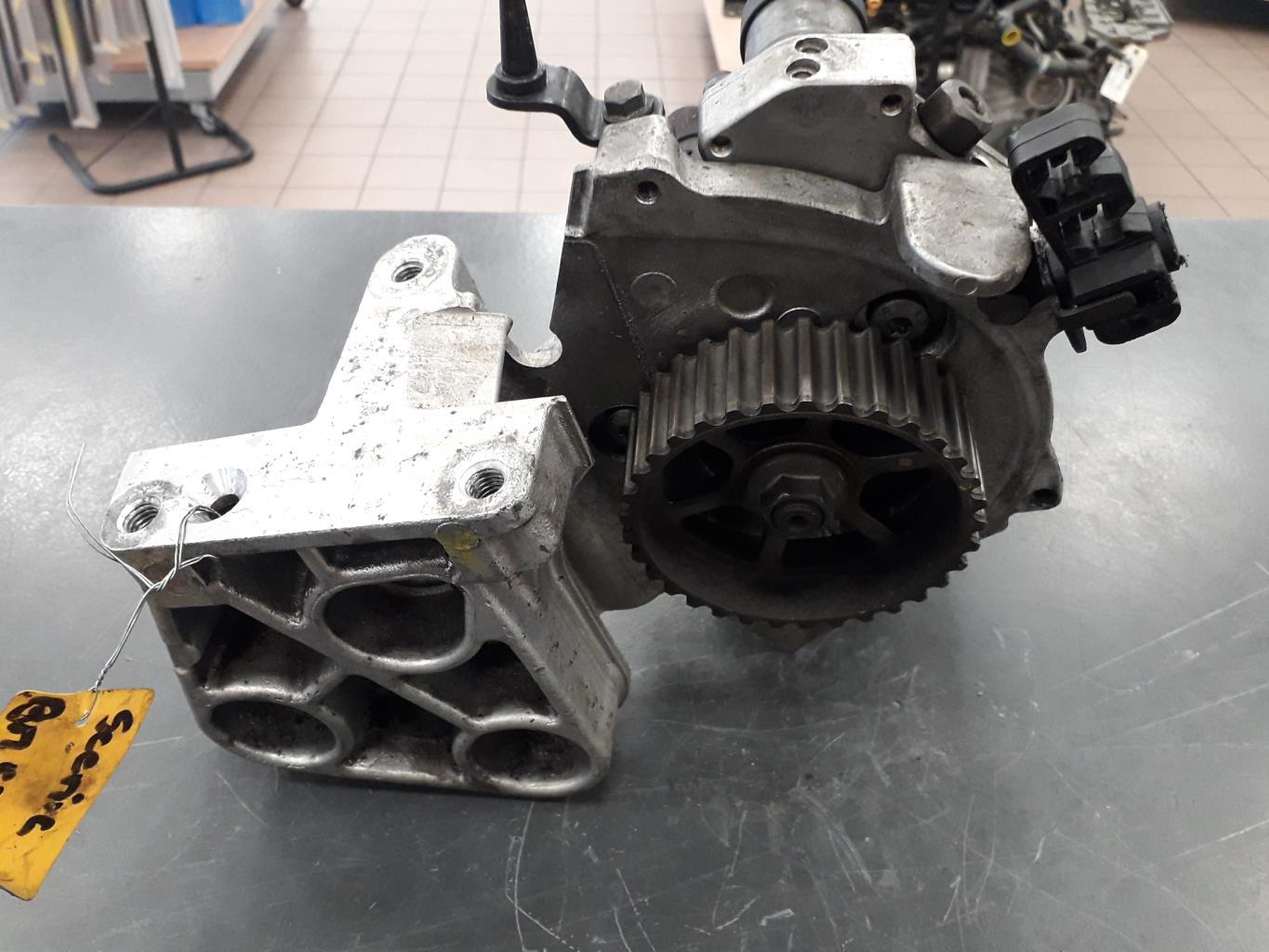 Pompe à injection RENAULT SCENIC 2 PHASE 1 Diesel - 1