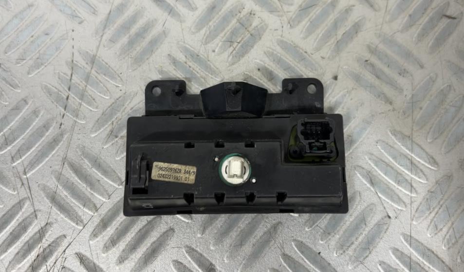 Horloge PEUGEOT 206 PHASE 2 Diesel - 1