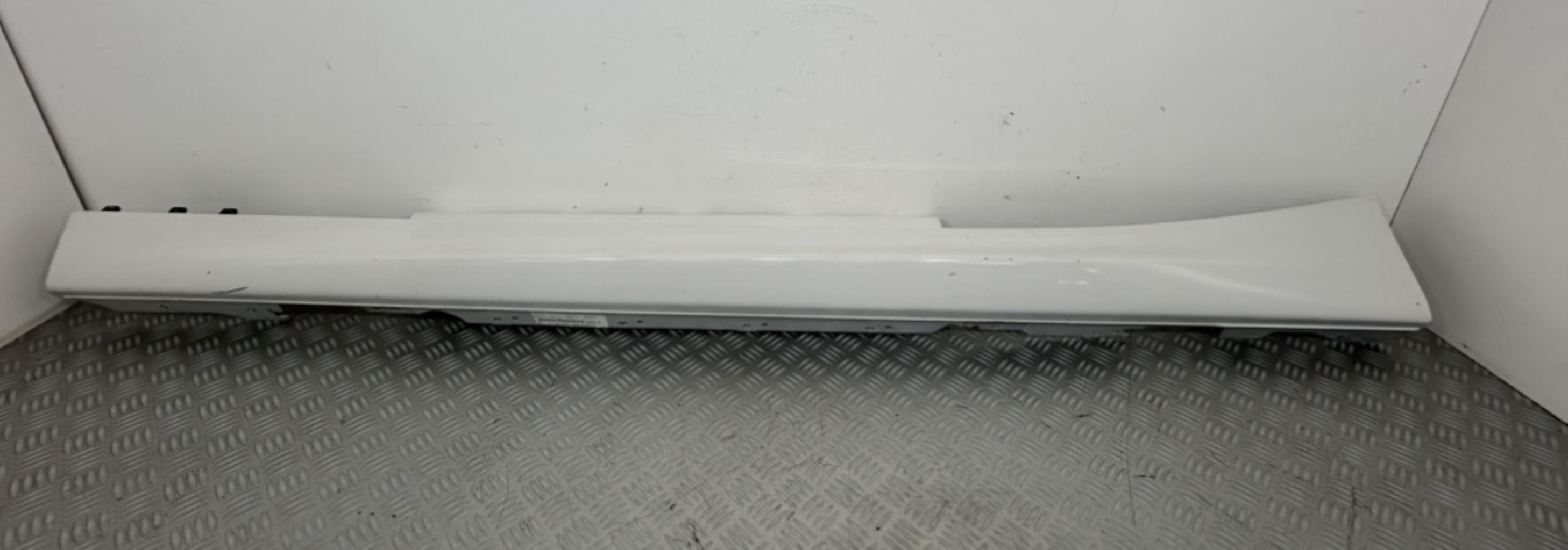 Bandella laterale sinistra BMW SERIE 2 F22/F87 COUPE PHASE 1  - 1