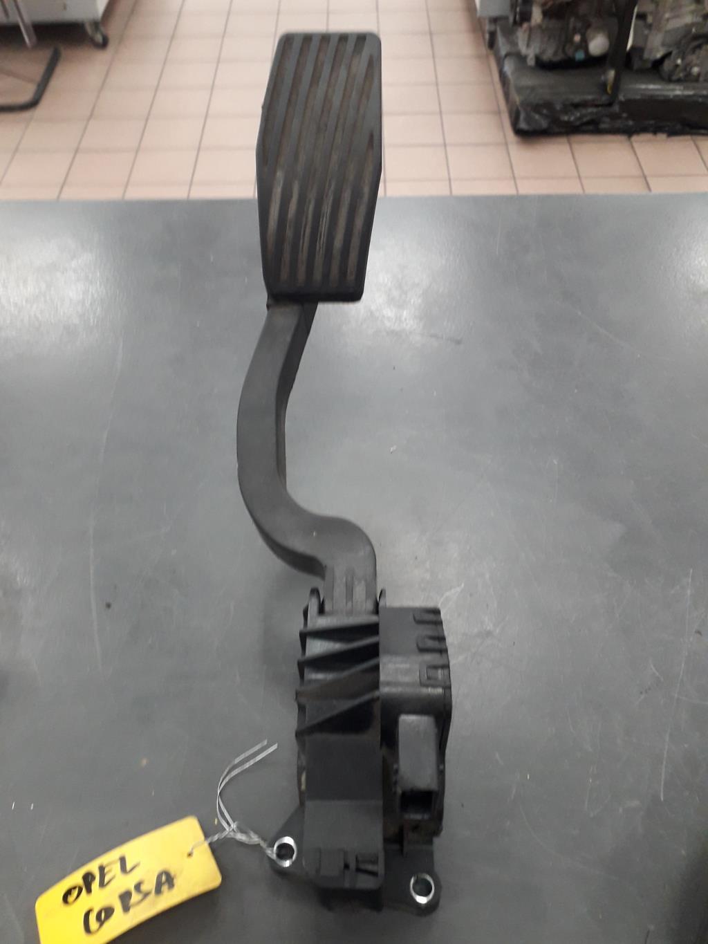 Pedale acceleratore OPEL CORSA D PHASE 1 Gasolina - 1