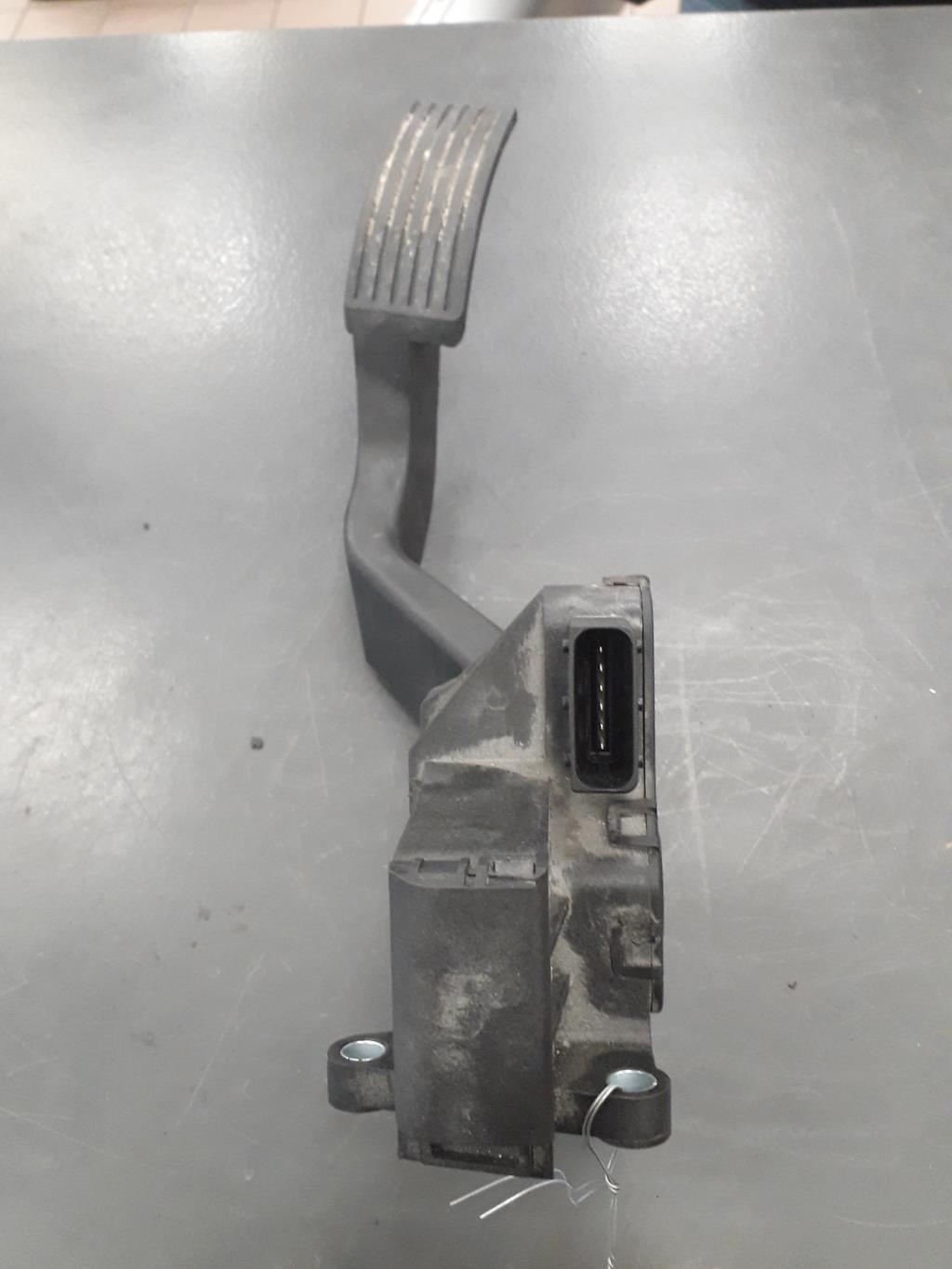 Pedale acceleratore PEUGEOT BOXER 3 PHASE 1 Diésel - 1