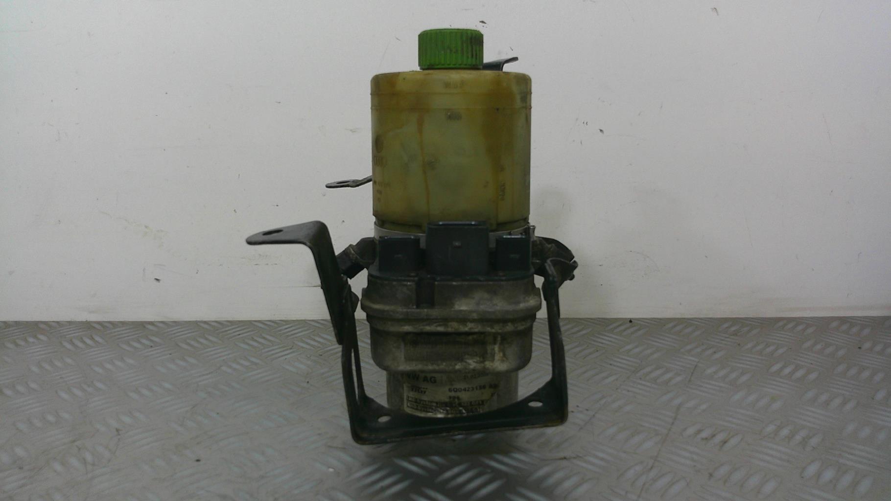Pompe de direction VOLKSWAGEN GOLF 4 Diesel - 1