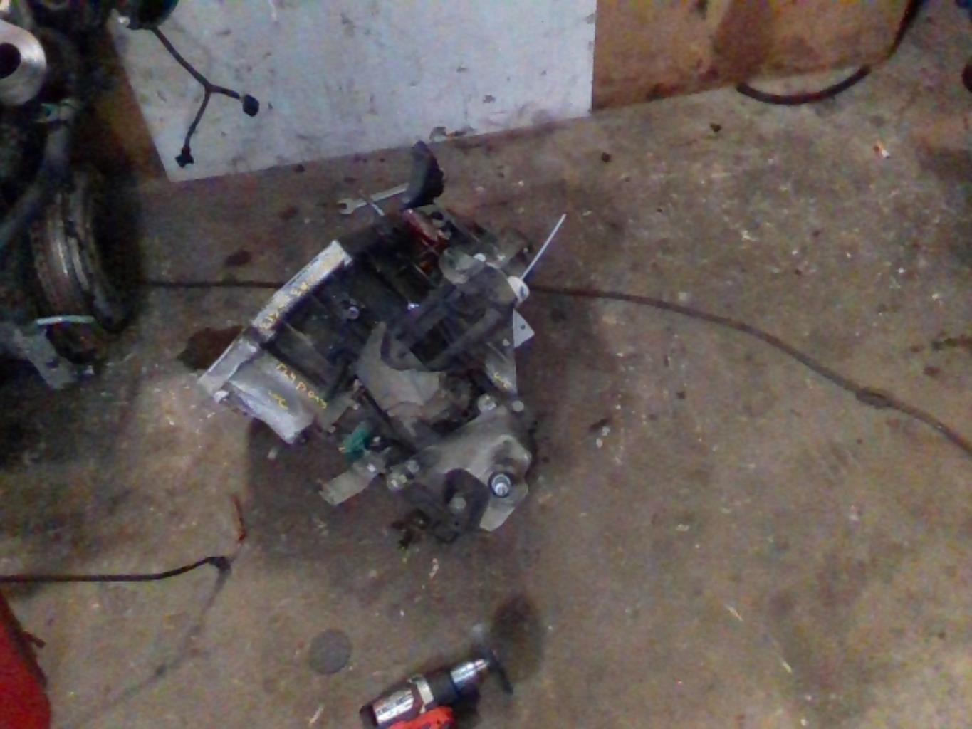 Boite de vitesses RENAULT LAGUNA 3 PHASE 1 BREAK Diesel - 1