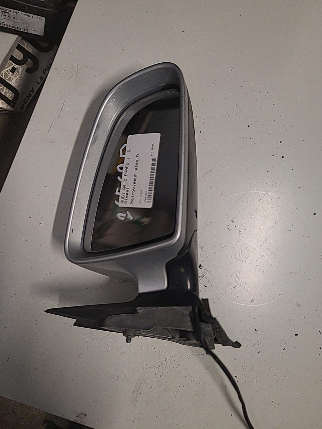 Retrovisor derecho AUDI A4 2 PHASE 1 Diésel - 1