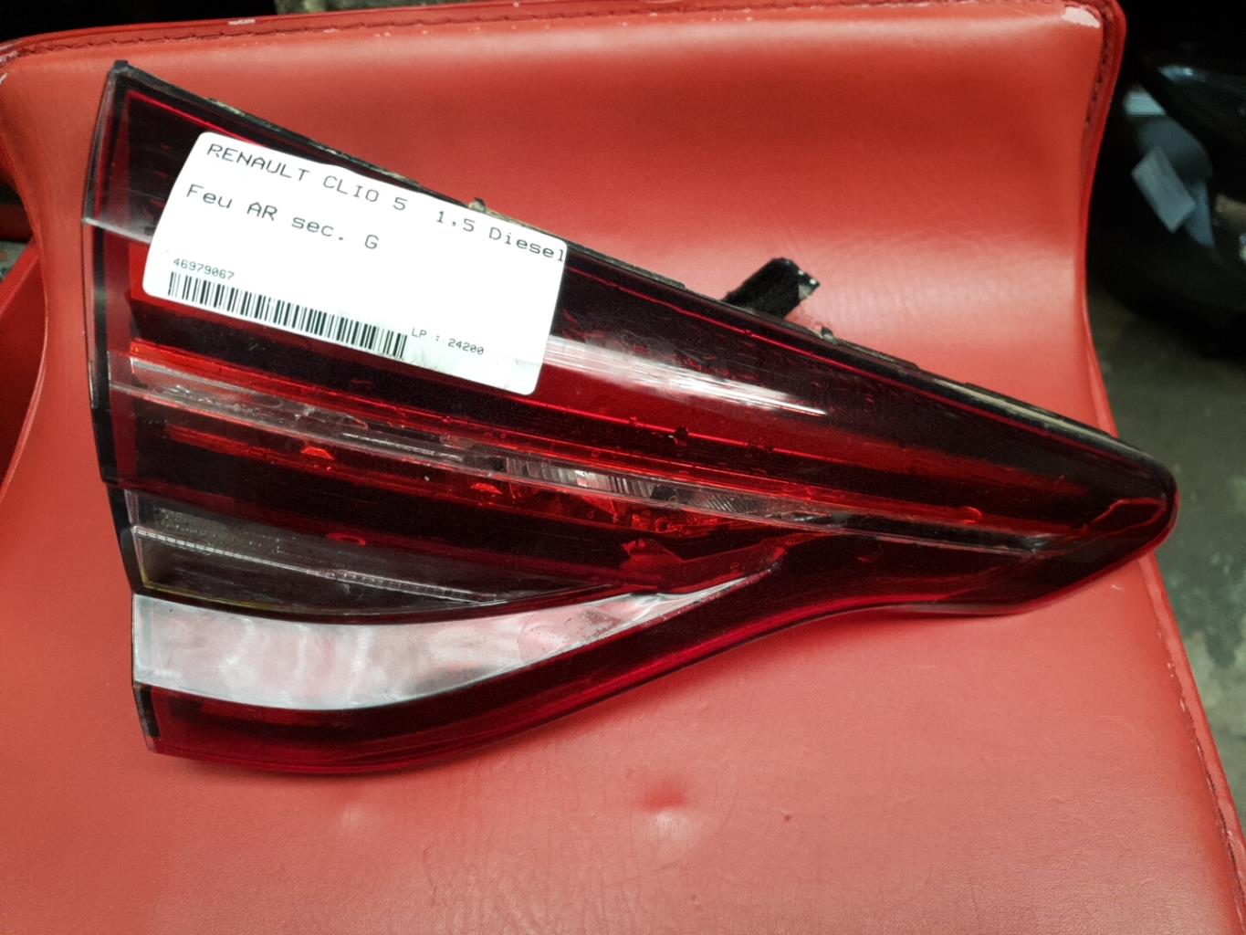 Feu arriere secondaire gauche (feux) RENAULT CLIO 5 PHASE 1 Diesel - 1