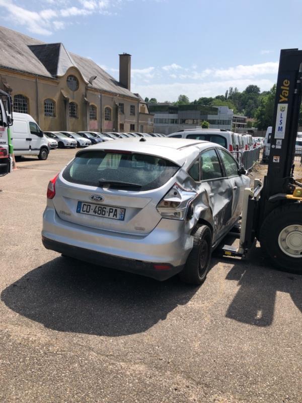 Etrier arriere droit (freinage) FORD FOCUS 3 PHASE 1 Diesel - 1