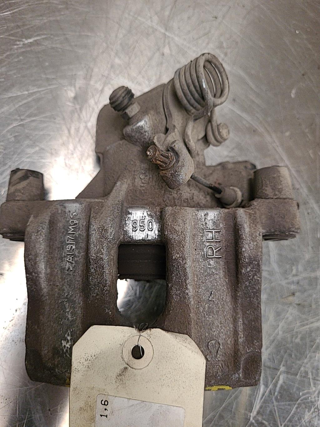 Etrier arriere droit (freinage) FORD C-MAX 2 PHASE 1 Diesel - 1