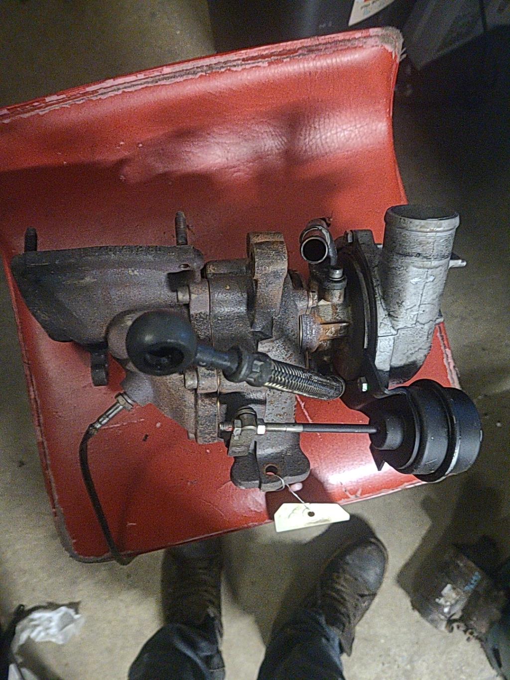 Turbo PEUGEOT 307  - 1