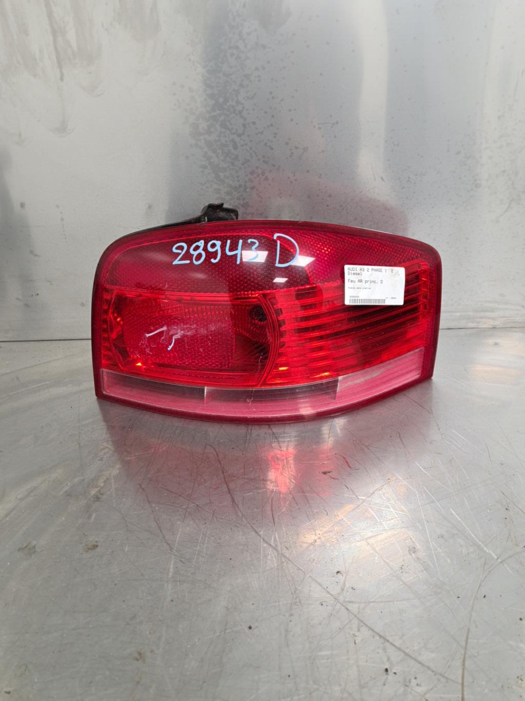 Feu arriere principal droit (feux) AUDI A3 2 PHASE 1 Diesel - 1