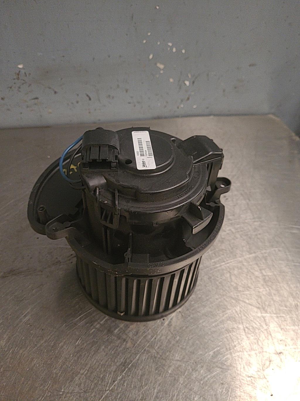 Pulseur d'air RENAULT MEGANE 4 PHASE 1 BREAK Diesel - 1