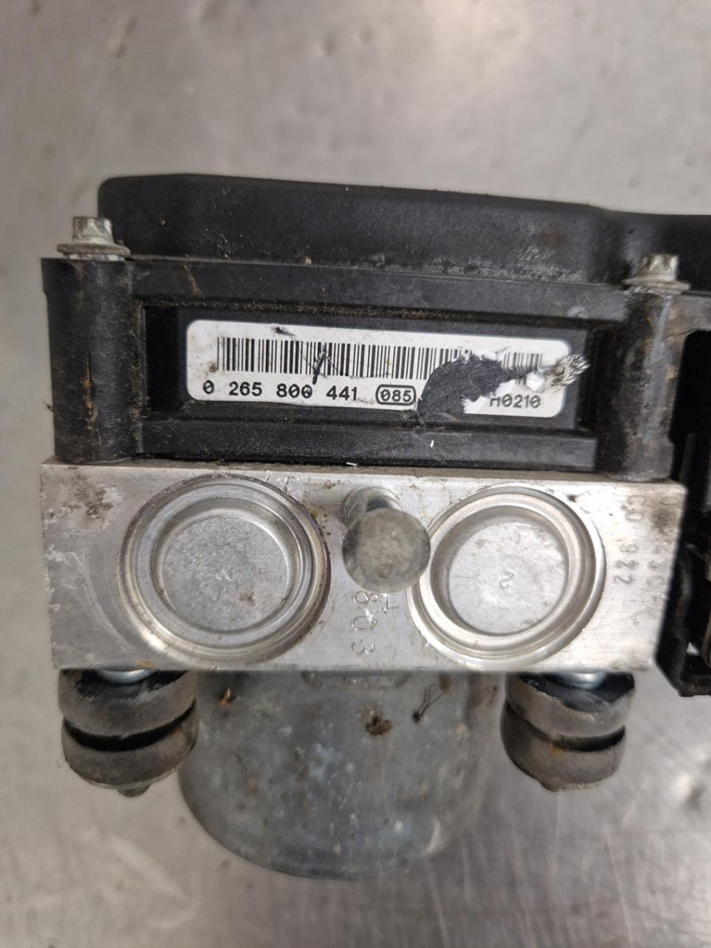 Bloc ABS (freins anti-blocage) CITROEN C1 1 PHASE 1 Essence - 1