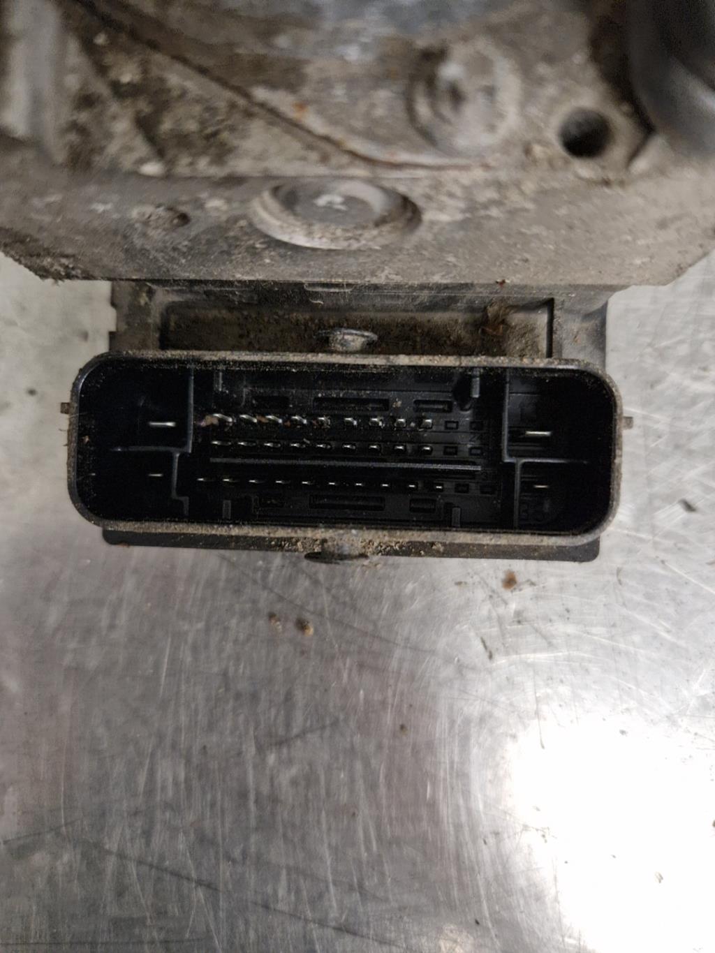 Bloc ABS (freins anti-blocage) FORD KA 2 PHASE 2 Essence - 1